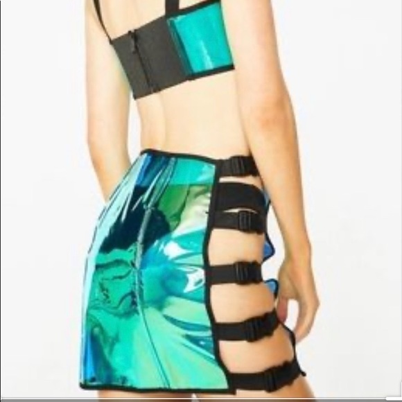 Two piece set - Picture 2 of 5